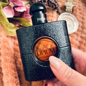 Black Opium Yves Saint Laurent
