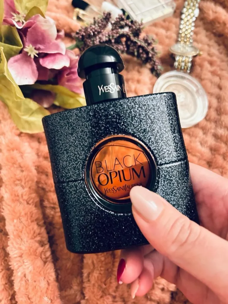Black Opium Yves Saint Laurent